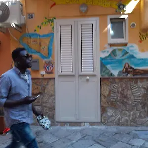  Casa vacanze Casa Mercato Ballaro’ Italia